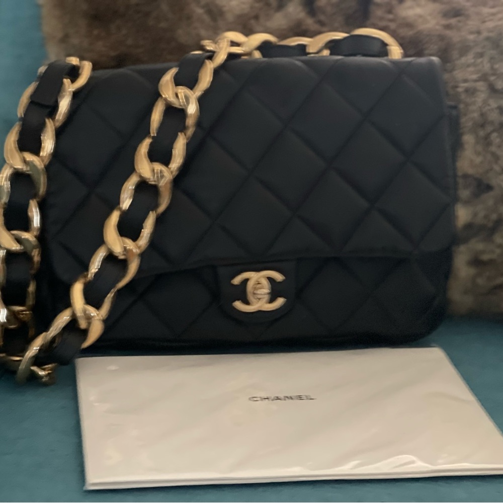 Chanel Caviar Quilted Large